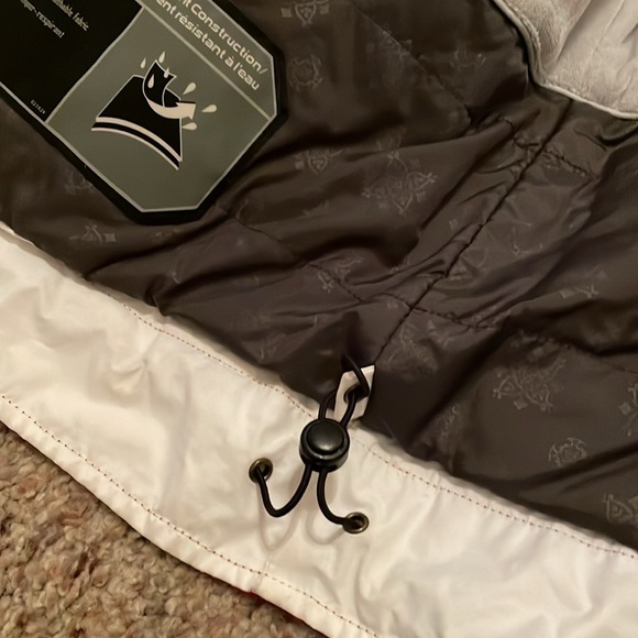 Columbia Woman’s ski jacket - Picture 6 of 8